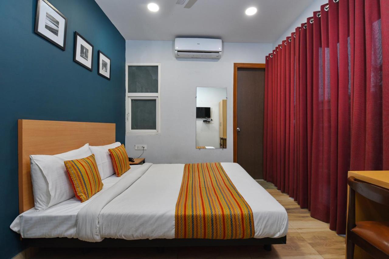 Hotel Silver Saffron Near Paschim Vihar Metro Station New Delhi